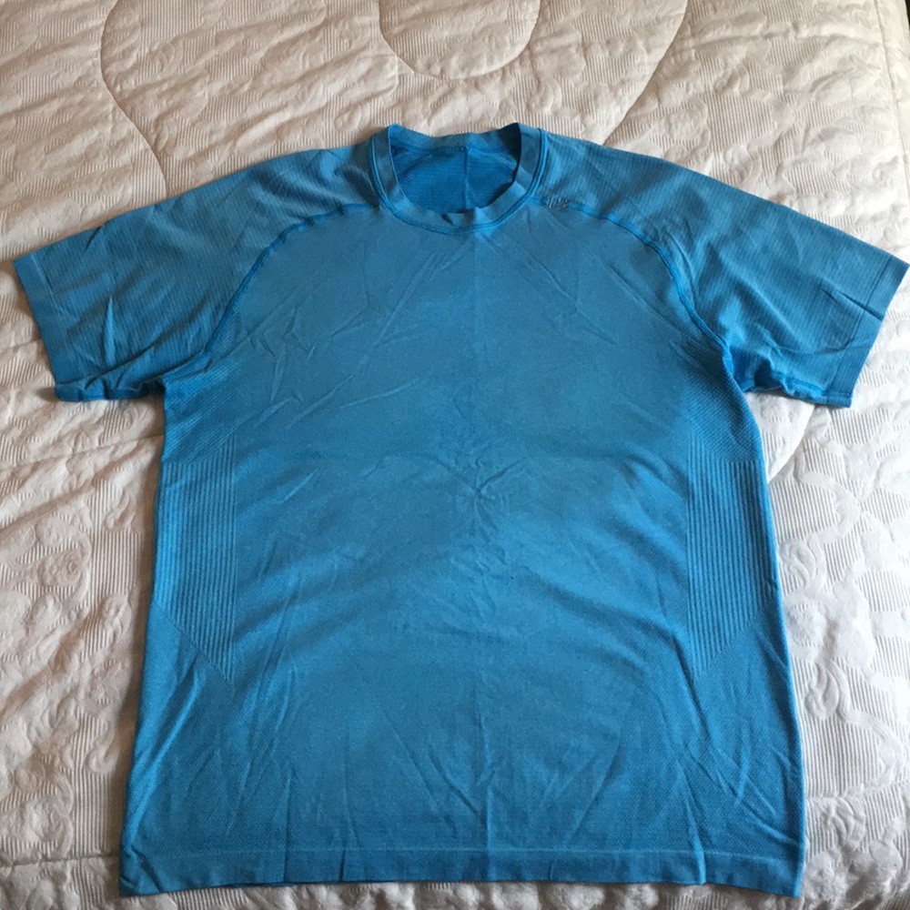 Light blue Lululemon Metal Vent Tech short sleeve